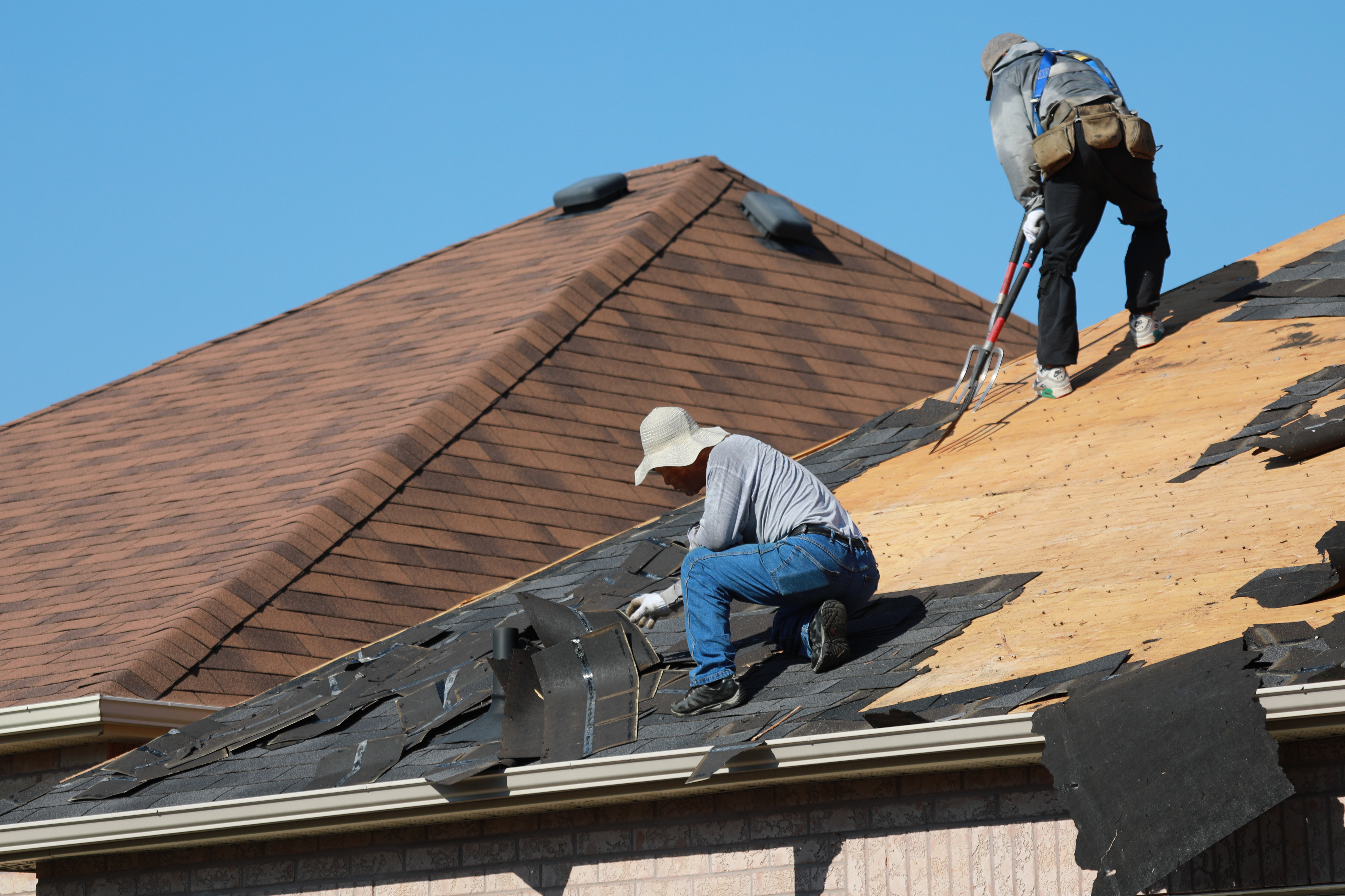 The roofing experts at Thomas Quality Construction will make the process of roof replacement as easy as possible.